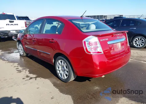 2011 Nissan Sentra 2.0S z USA, uszkodzony, nr VIN 3N1AB6APXBL724574